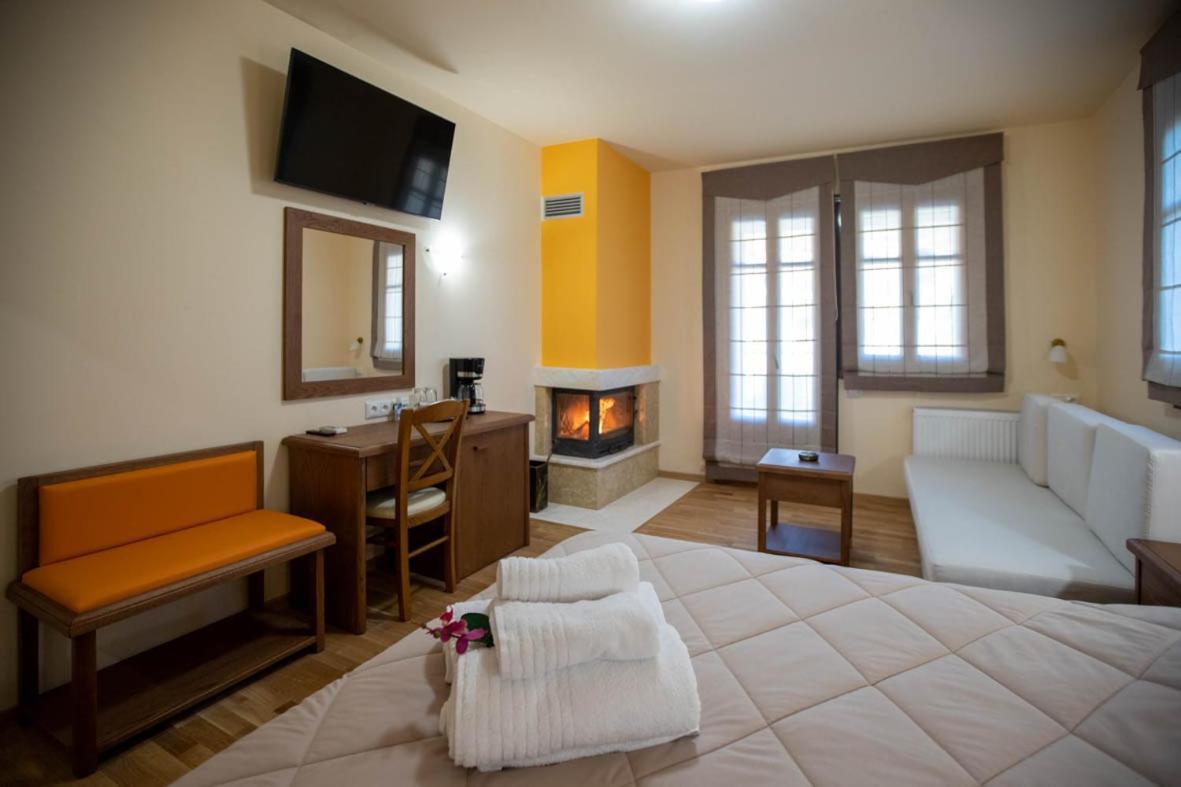 Rentinia Inn Rentína エクステリア 写真