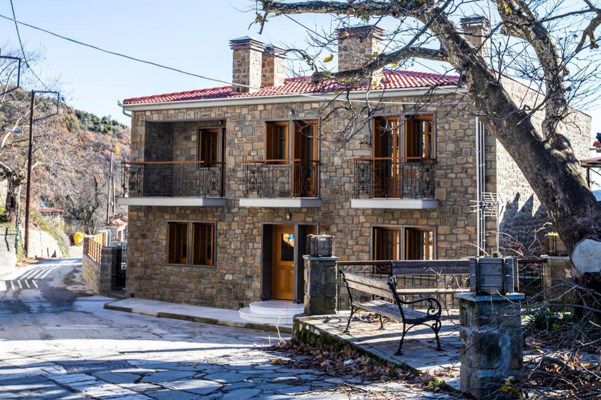 Rentinia Inn Rentína エクステリア 写真