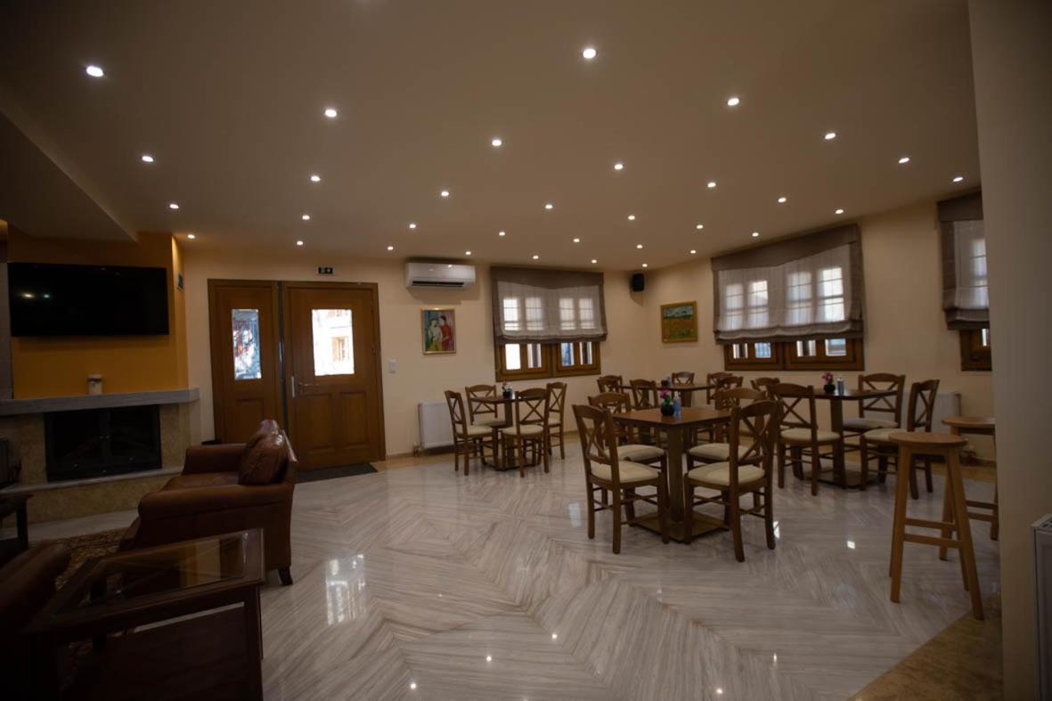Rentinia Inn Rentína エクステリア 写真