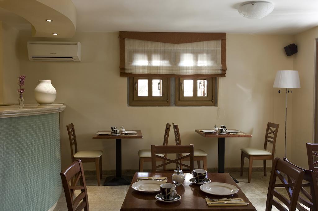 Rentinia Inn Rentína エクステリア 写真